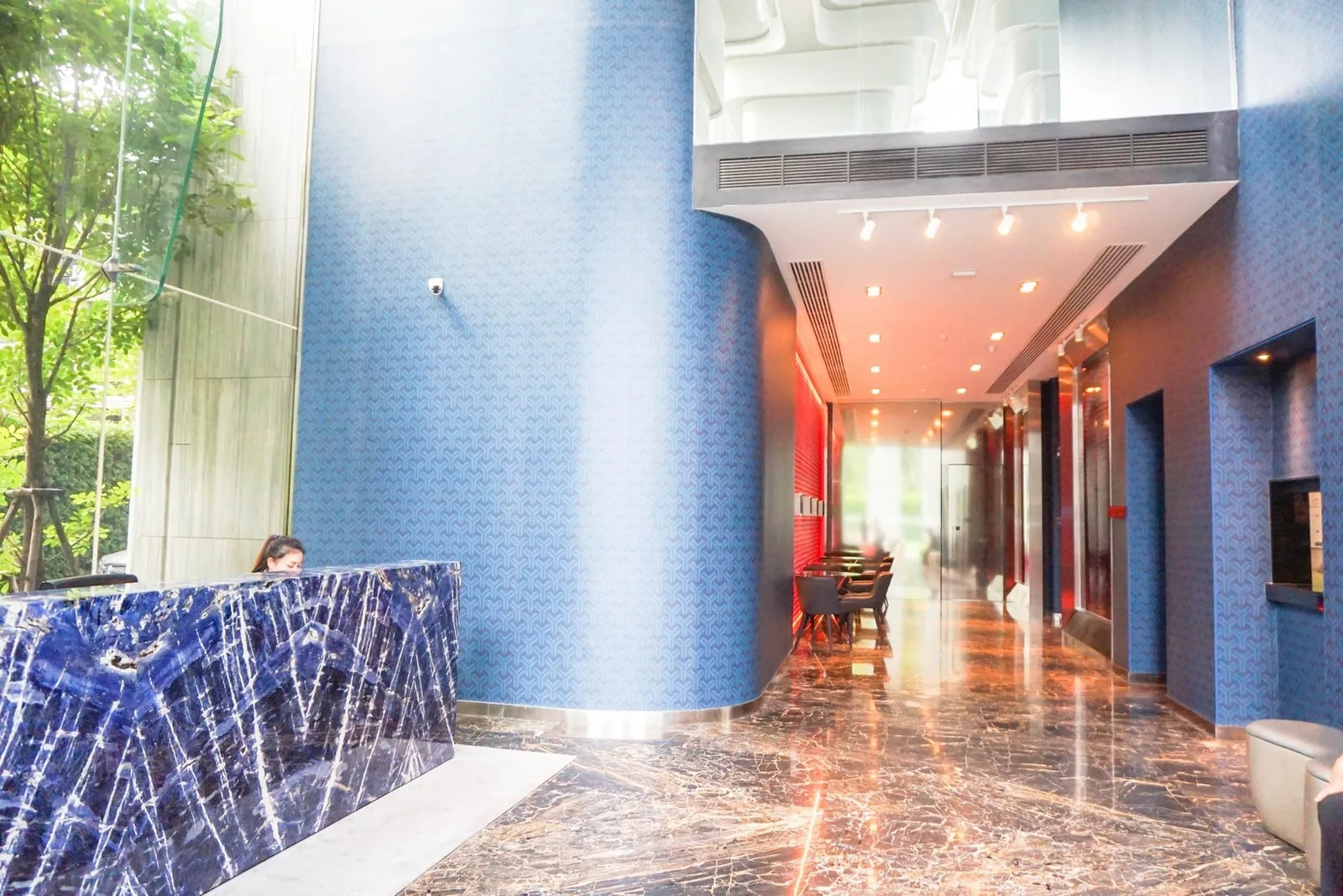 Edge Sukhumvit 23 — photo 16