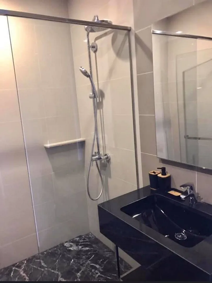 Edge Sukhumvit 23 — photo 3