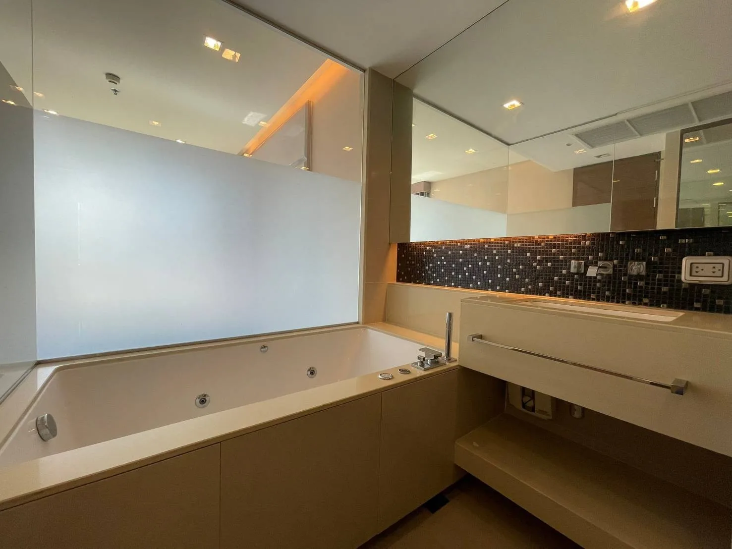 The Address Asoke — photo 9