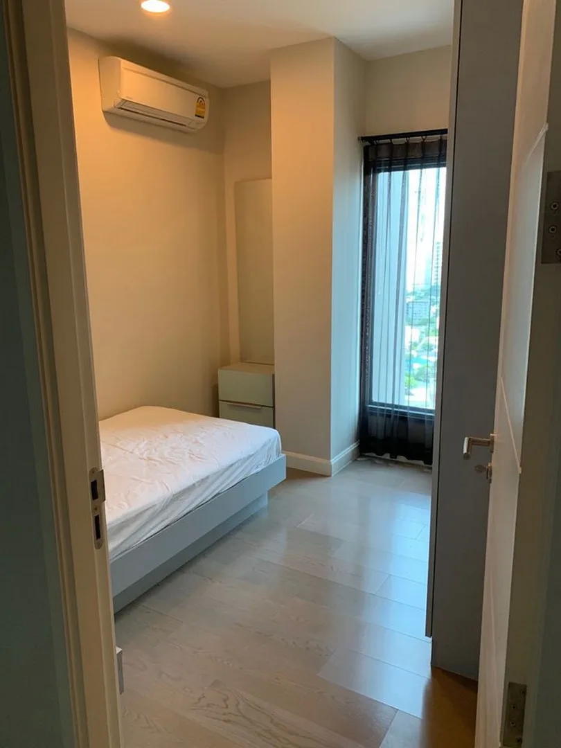 The Crest Sukhumvit 34 — photo 3