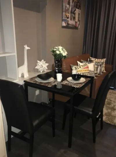 Edge Sukhumvit 23