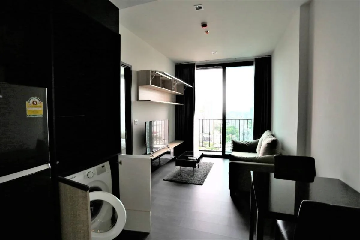 Edge Sukhumvit 23 — photo 4