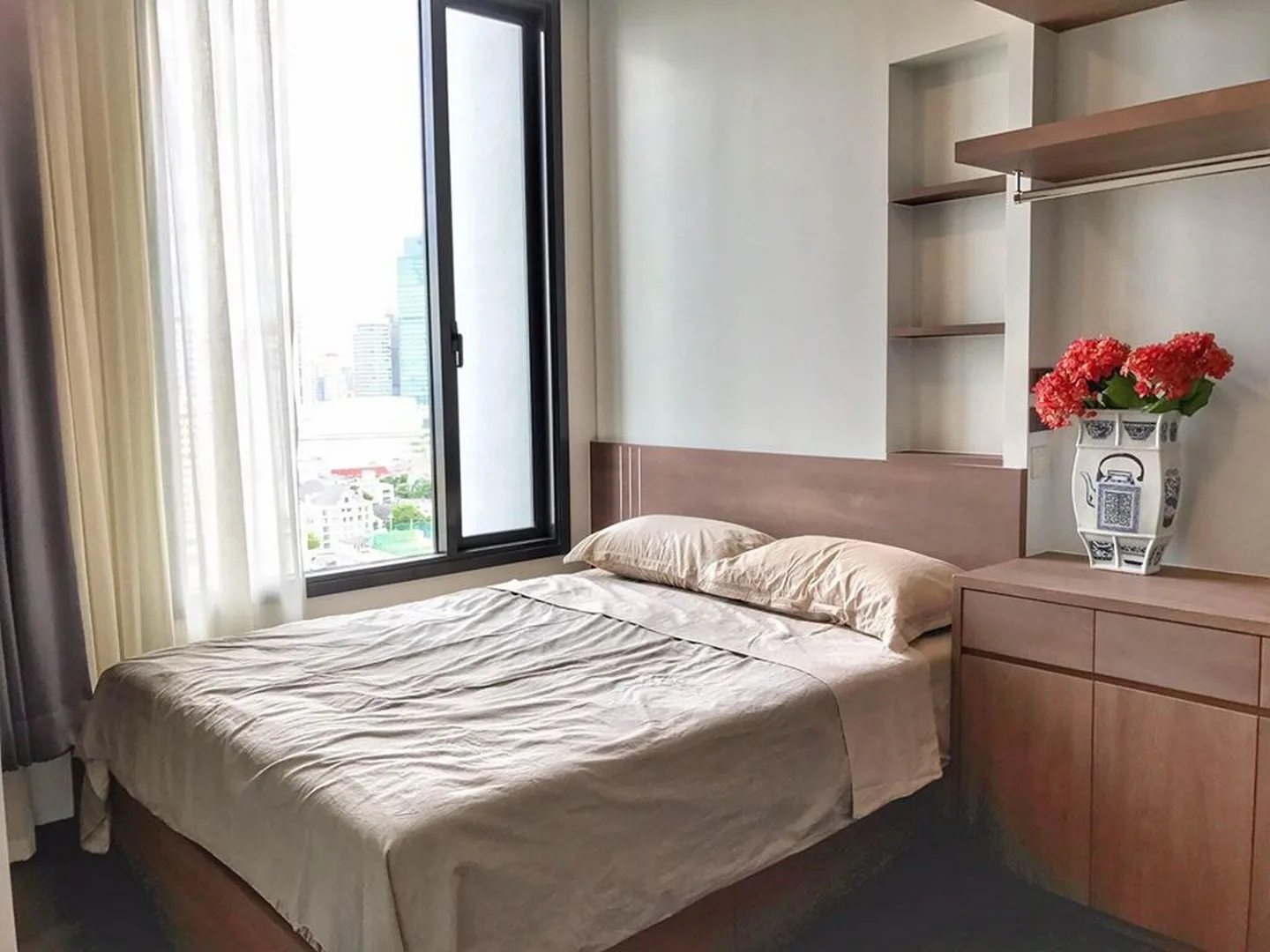 Edge Sukhumvit 23 — photo 3