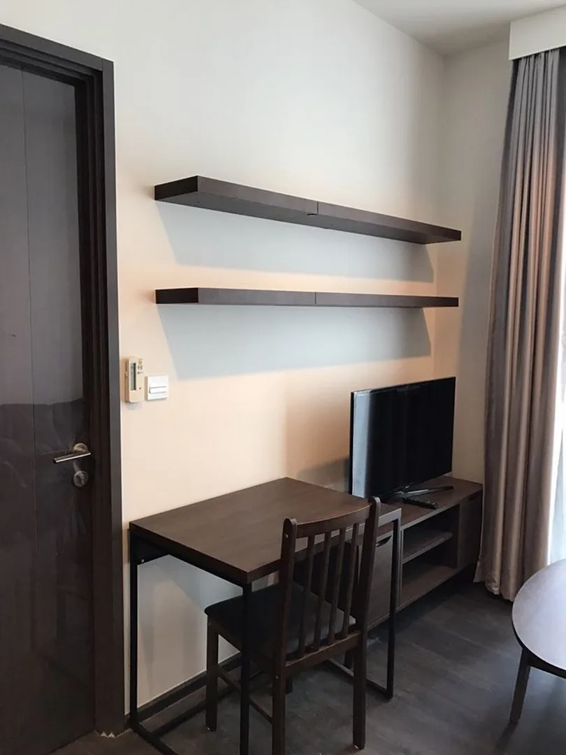 Edge Sukhumvit 23 — photo 4