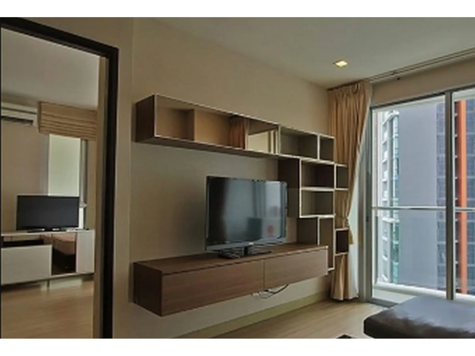 Sky Walk Condominium — photo 6