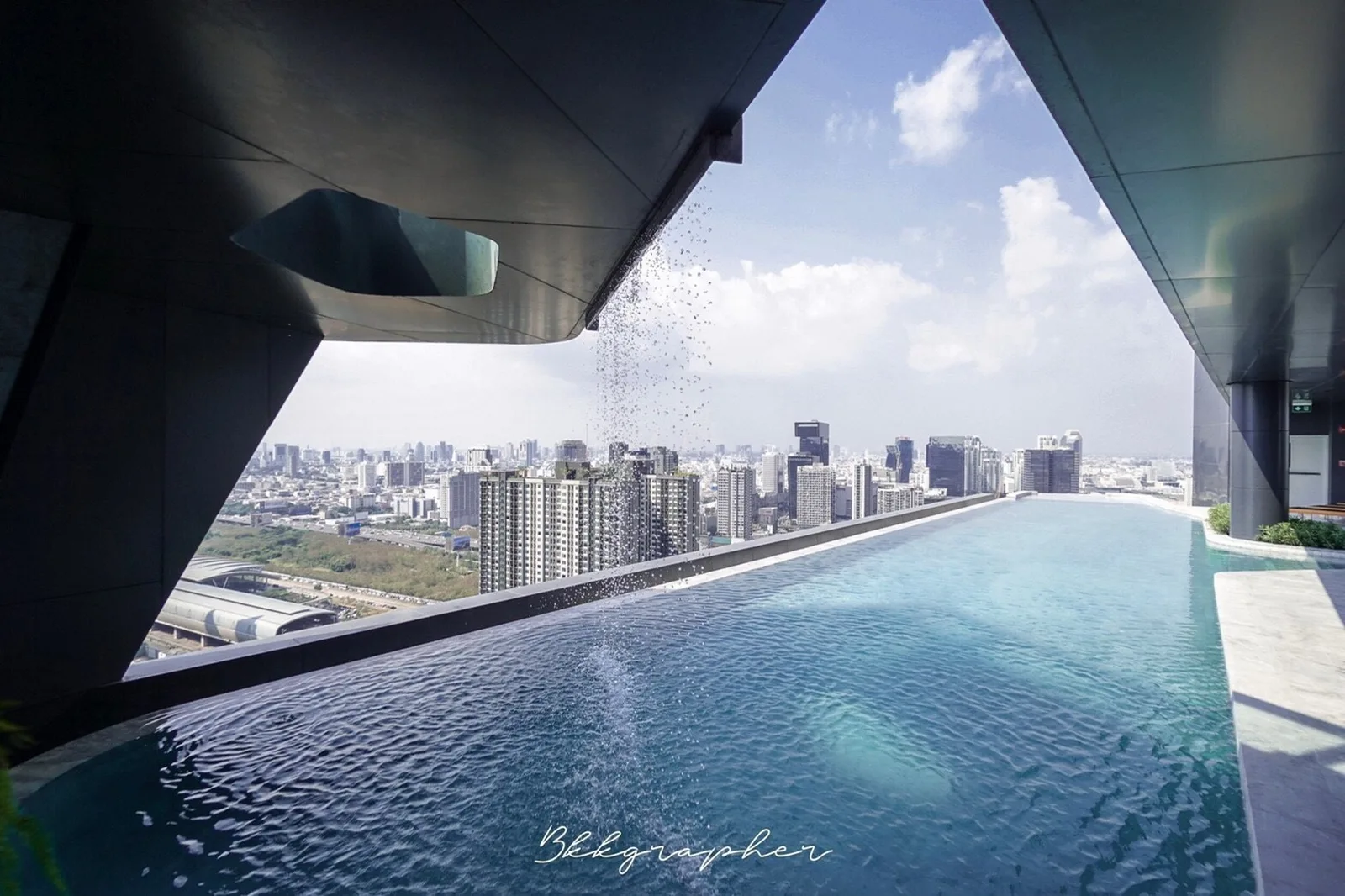 Ideo Mobi Asoke — photo 11