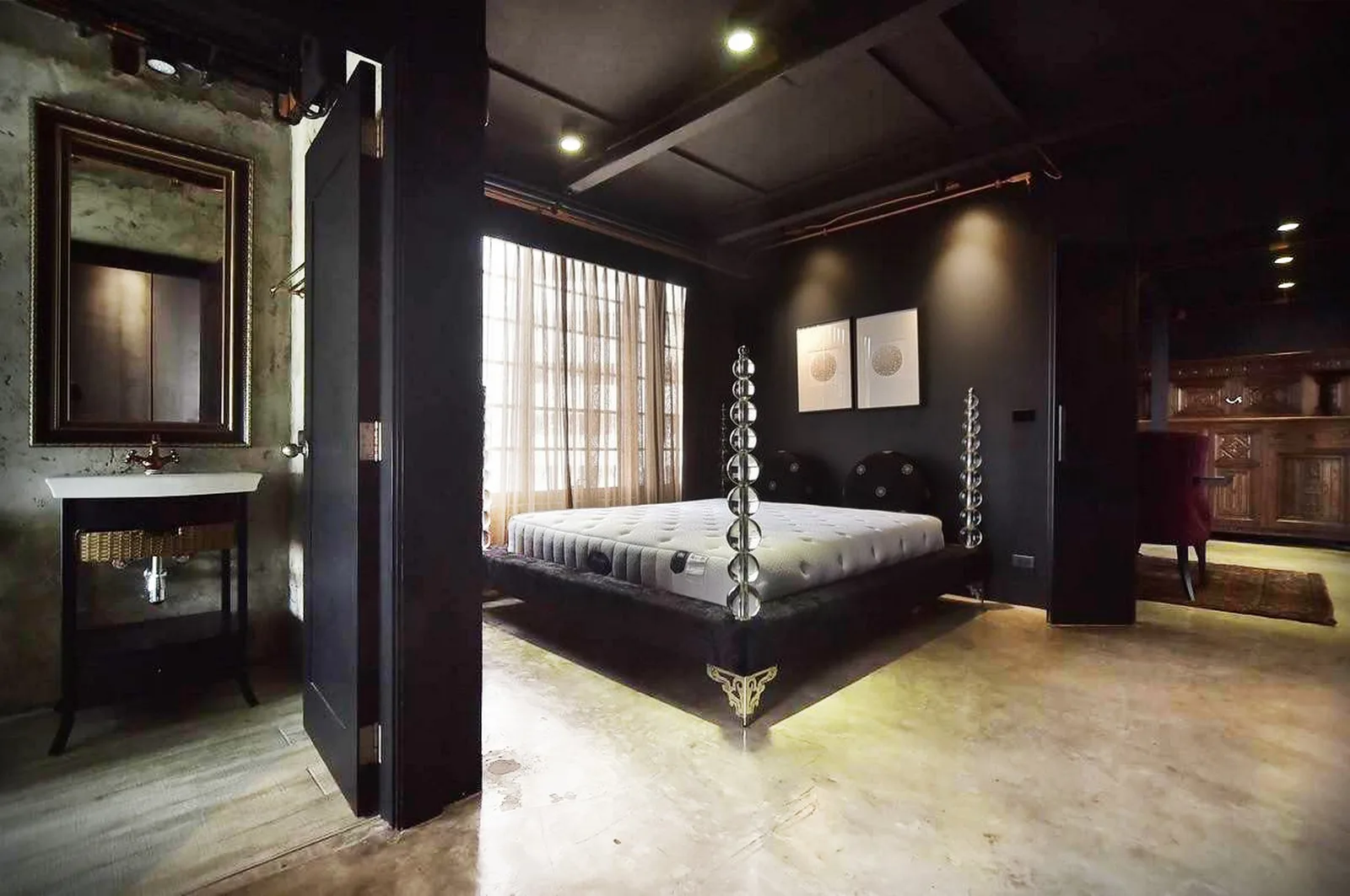 The Emporio Place — photo 8