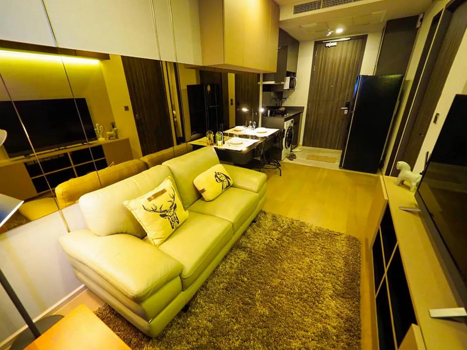 Ashton Asoke — photo 3