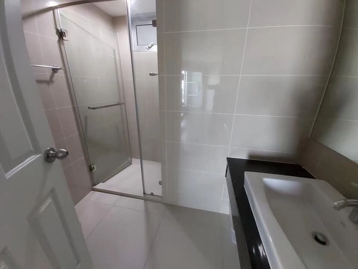Belle Grand Rama 9 — photo 9
