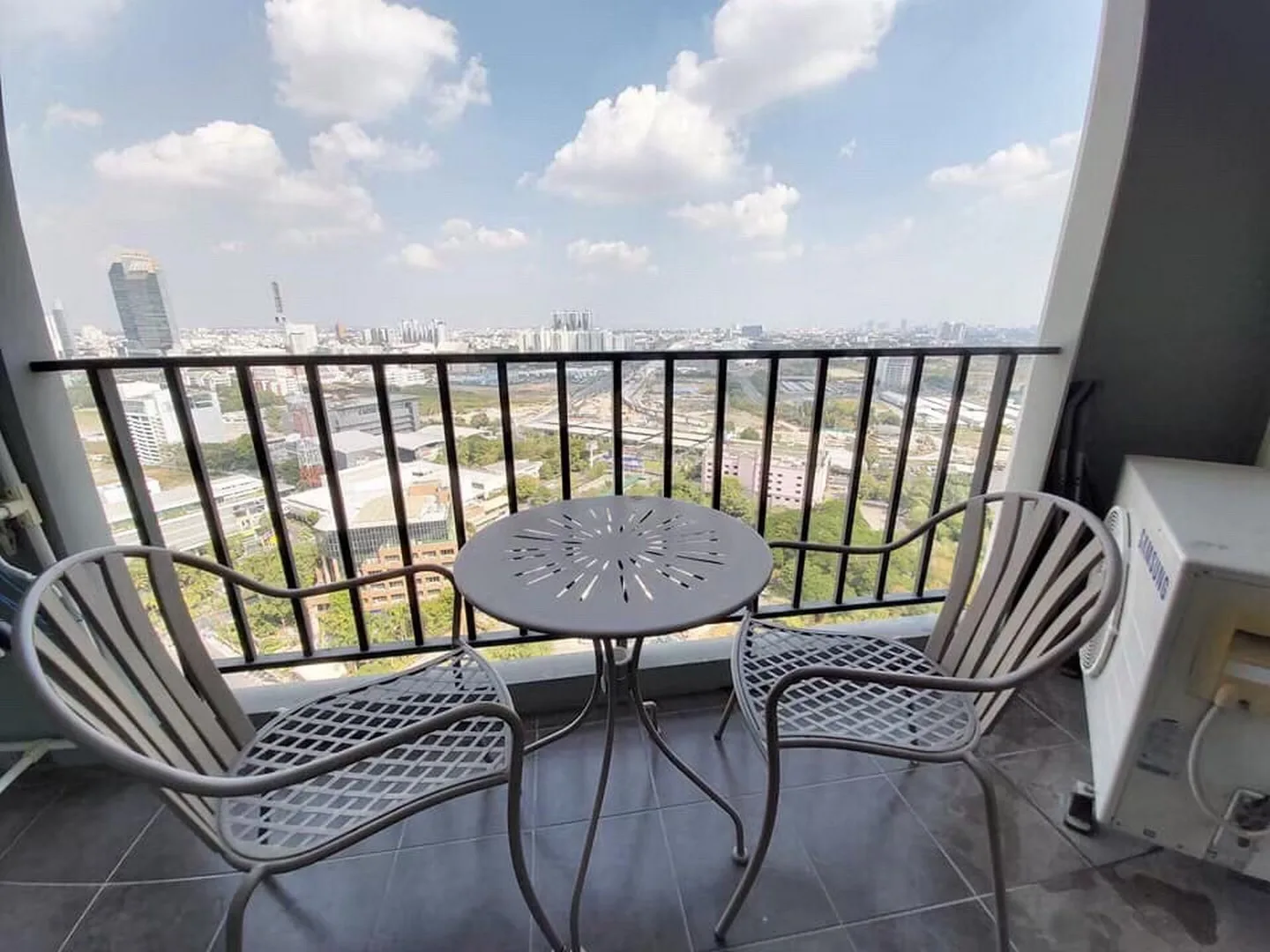 Belle Grand Rama 9 — photo 10