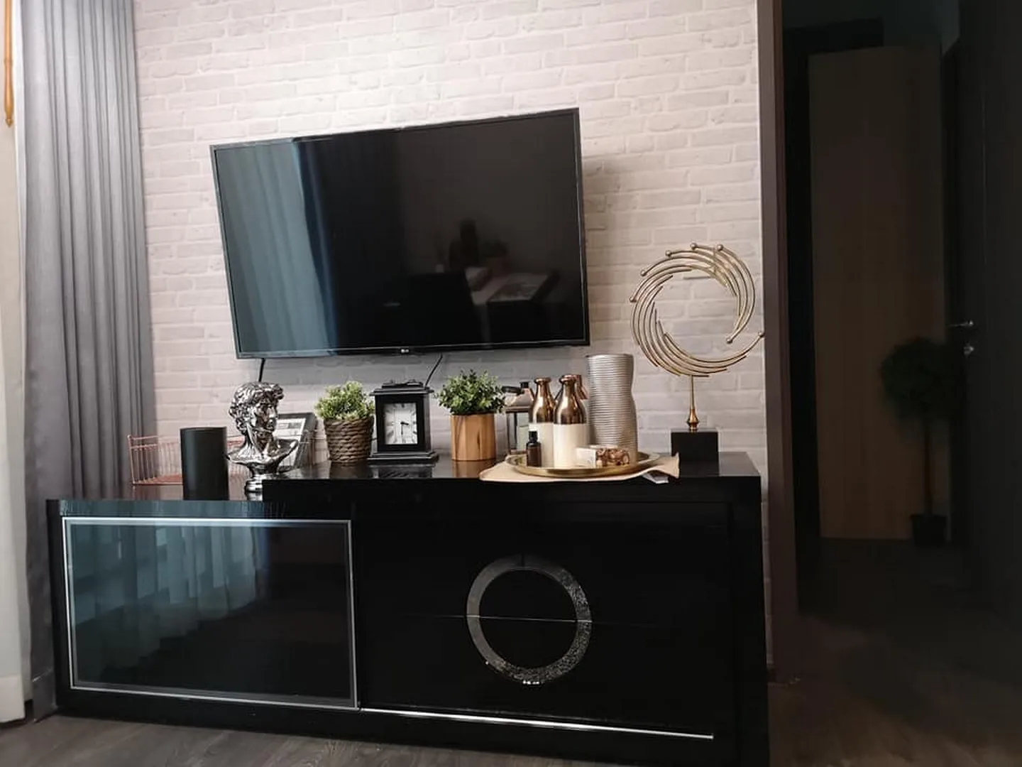 Edge Sukhumvit 23 — photo 2