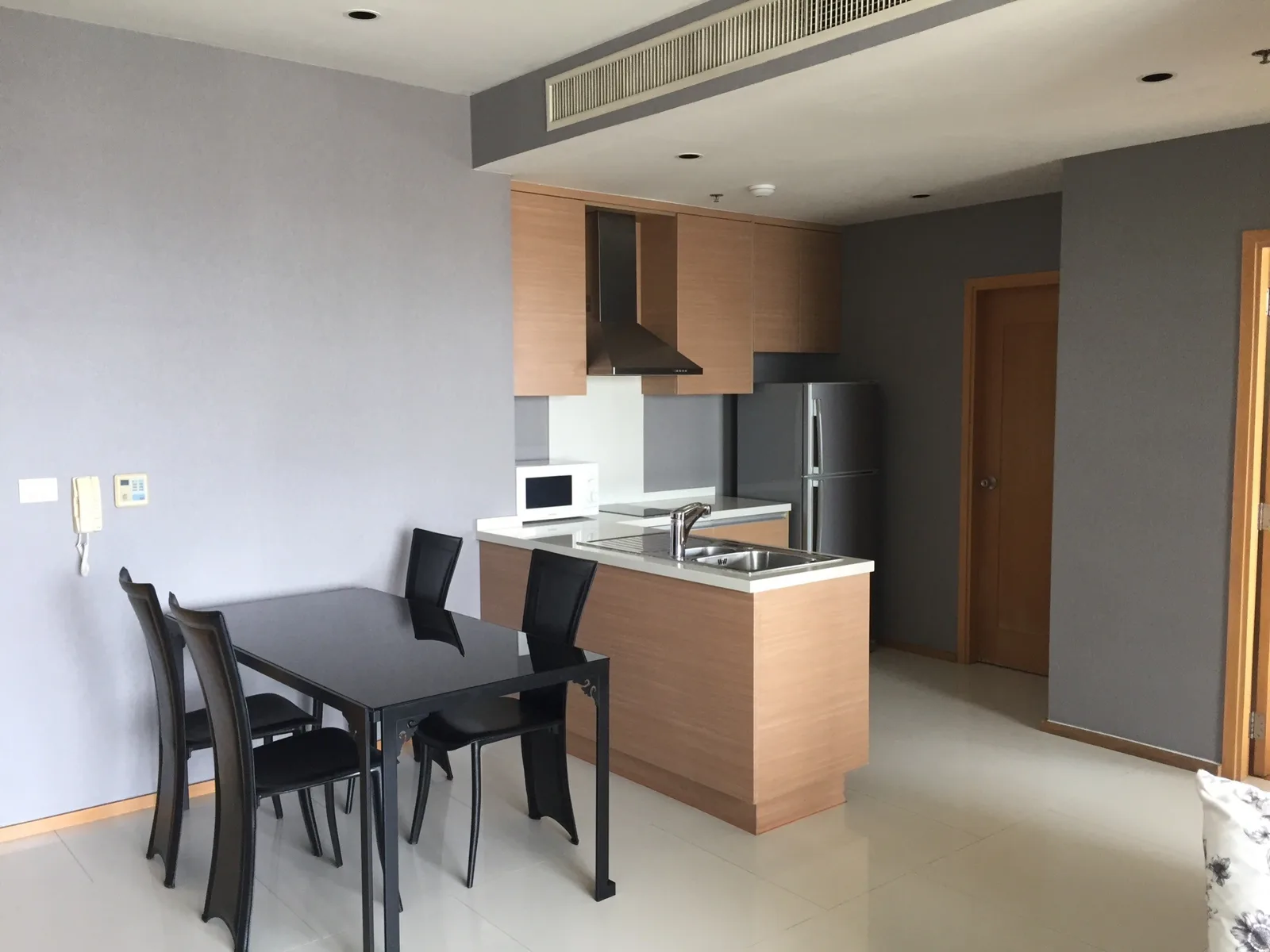 The Emporio Place — photo 2