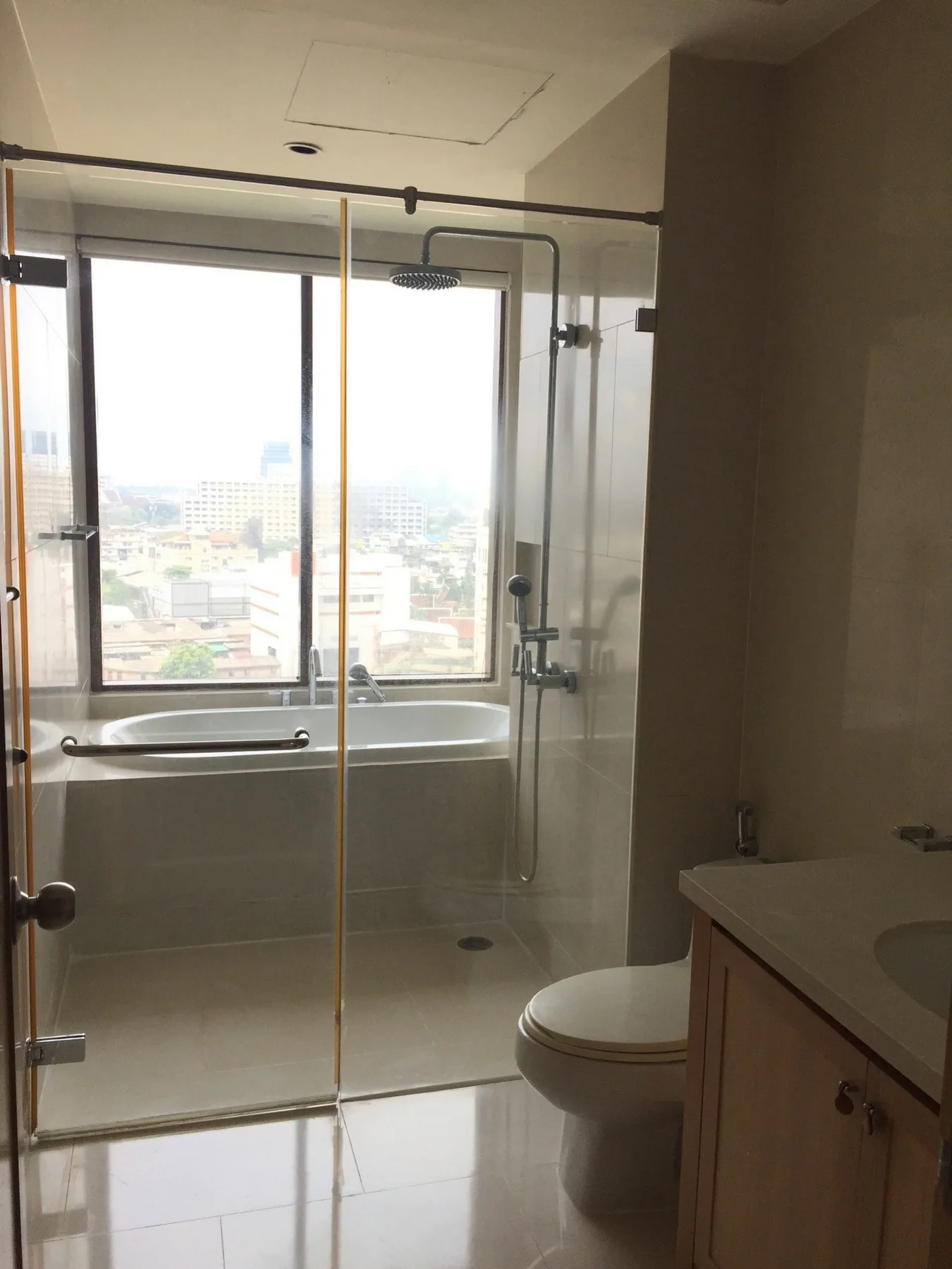 The Emporio Place — photo 8