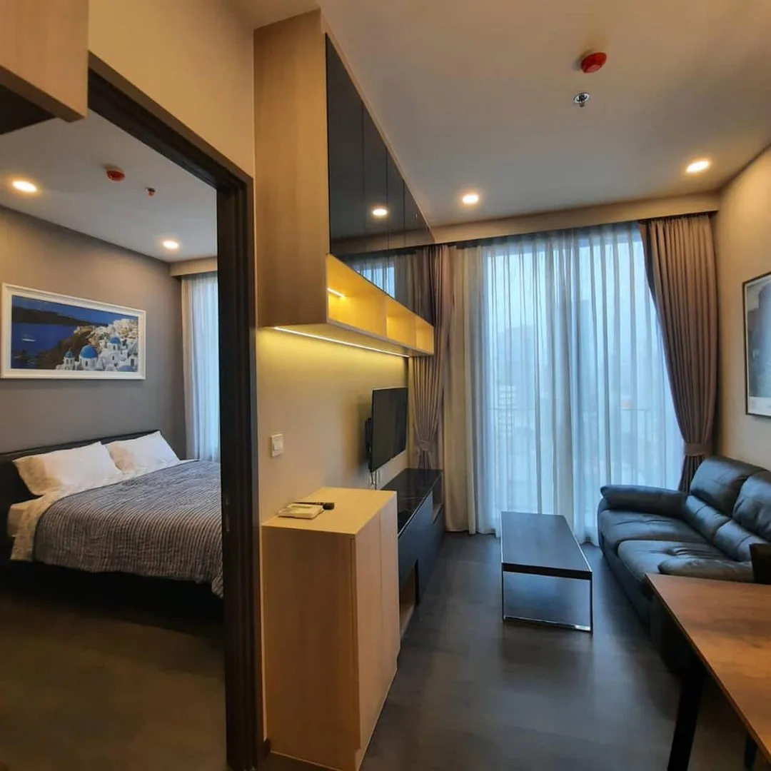 Edge Sukhumvit 23 — photo 1