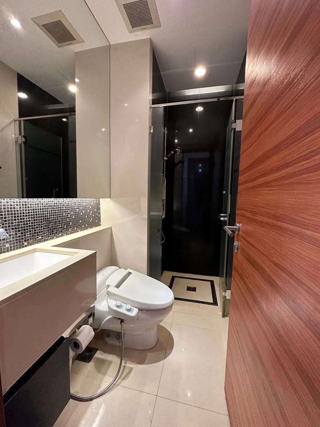 The Address Sukhumvit 28 — photo 17