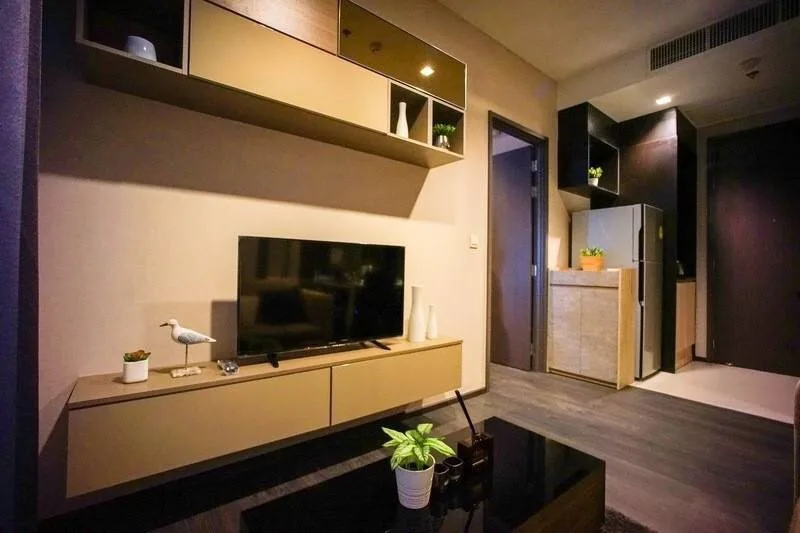 Edge Sukhumvit 23 — photo 4