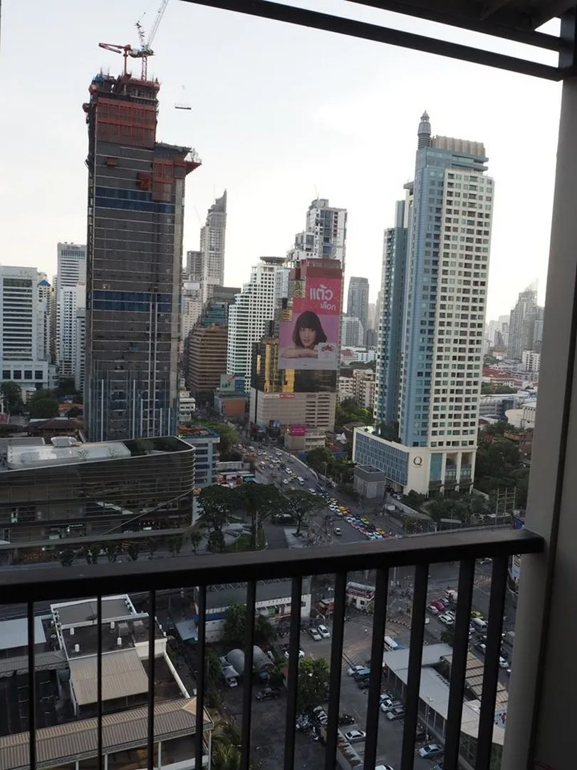 Life Asoke — photo 11