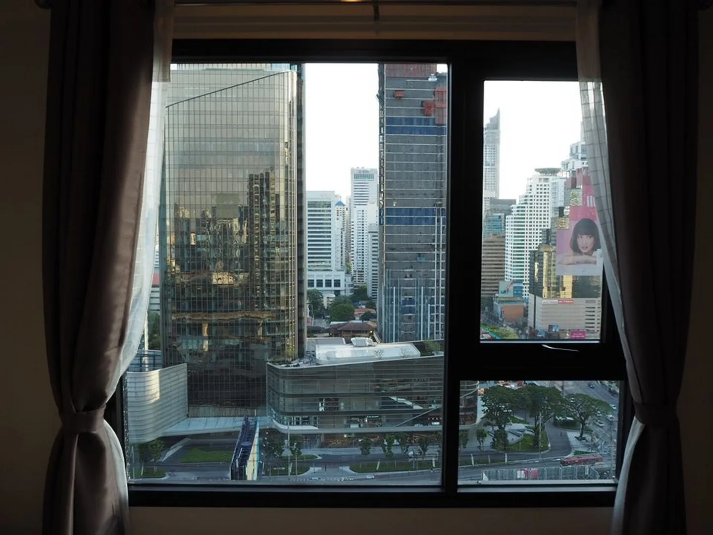 Life Asoke — photo 9