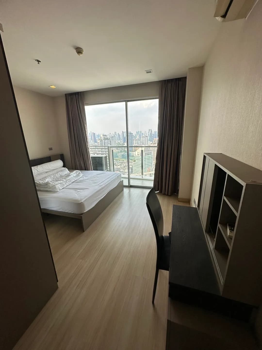 Sky Walk Condominium — photo 3