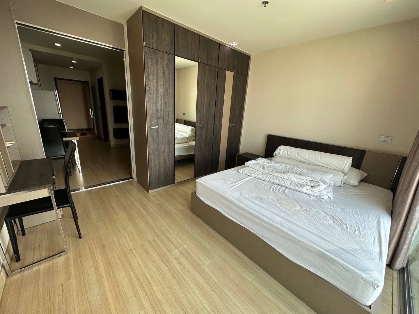 Sky Walk Condominium — photo 4