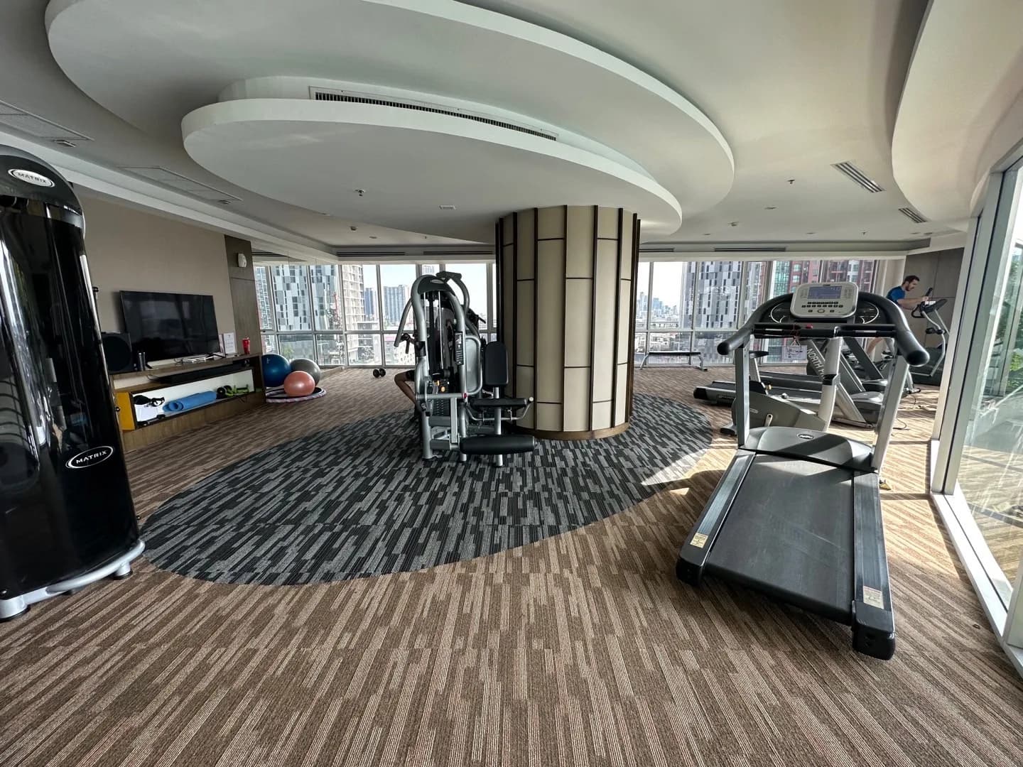 Sky Walk Condominium — photo 8
