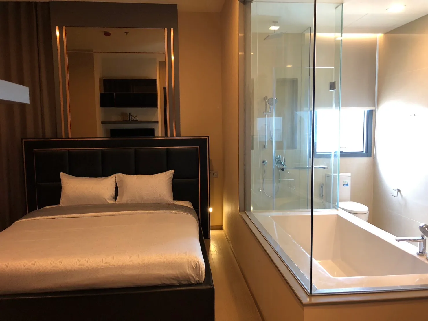 The Esse Asoke — photo 15