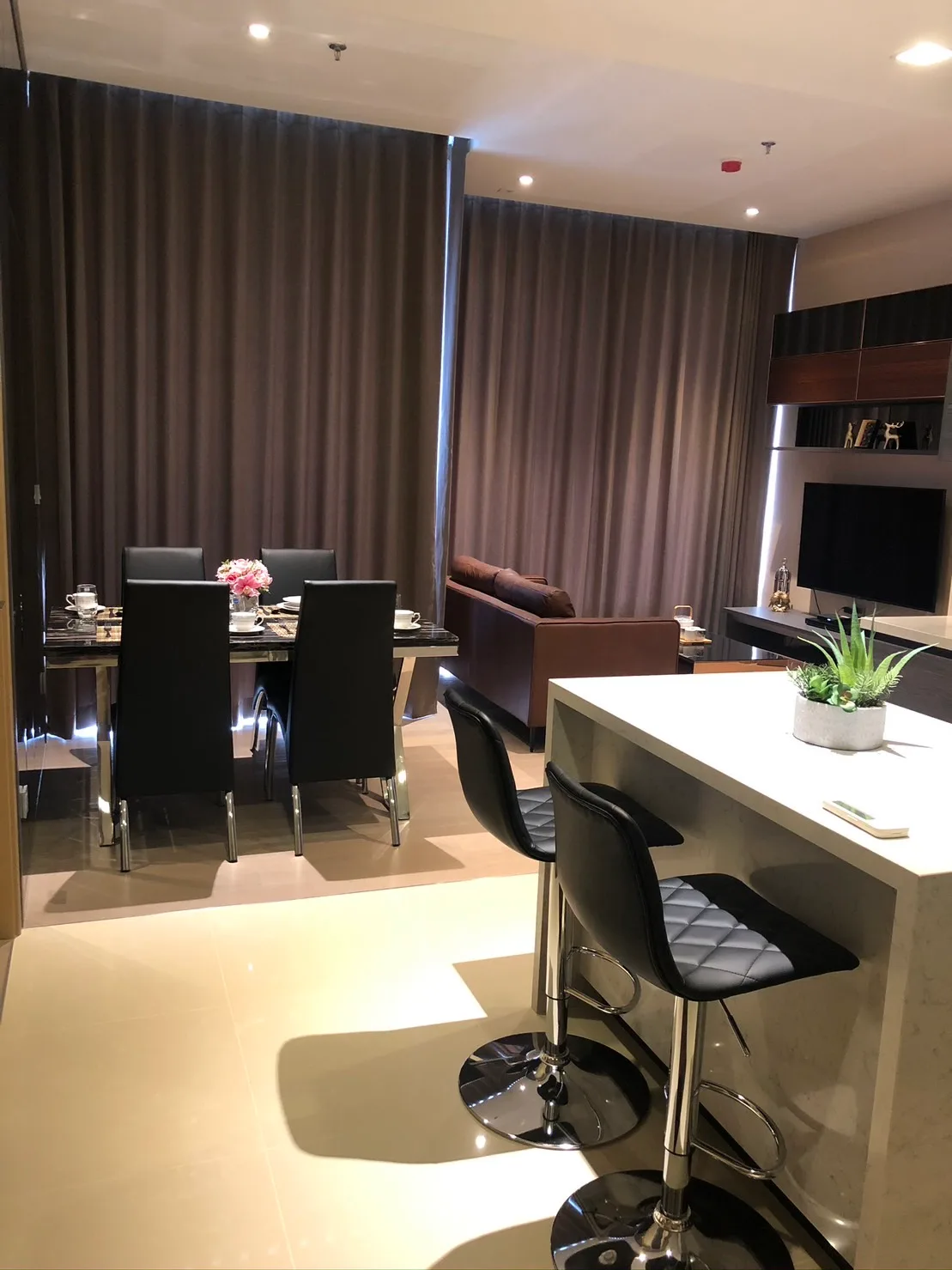 The Esse Asoke — photo 7