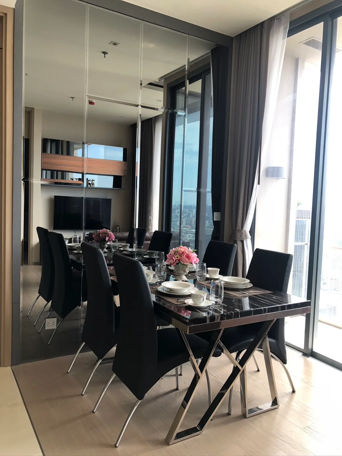 The Esse Asoke — photo 9