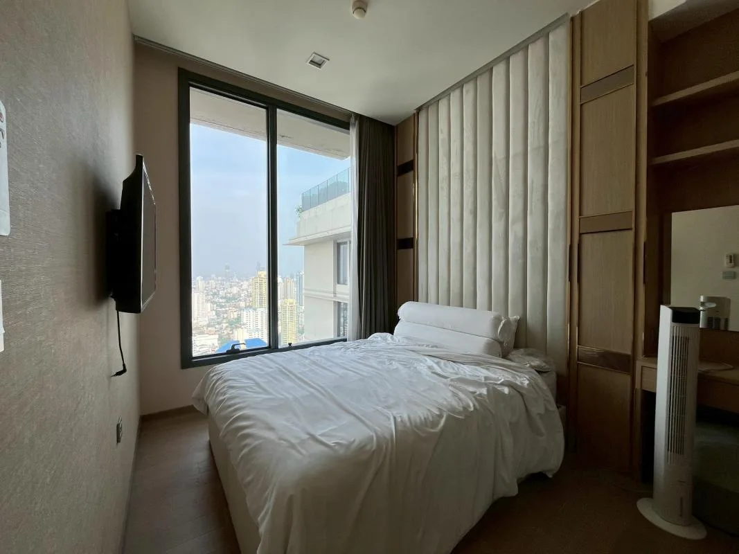 The Esse Asoke — photo 9