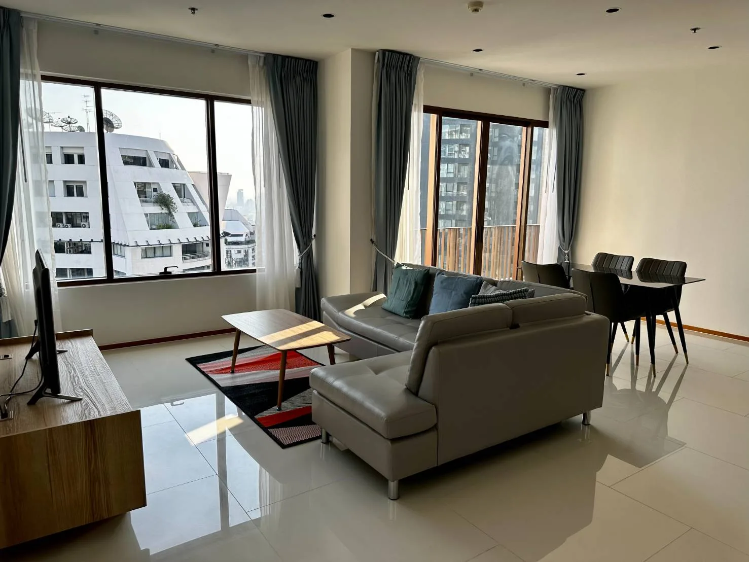 The Emporio Place — photo 1