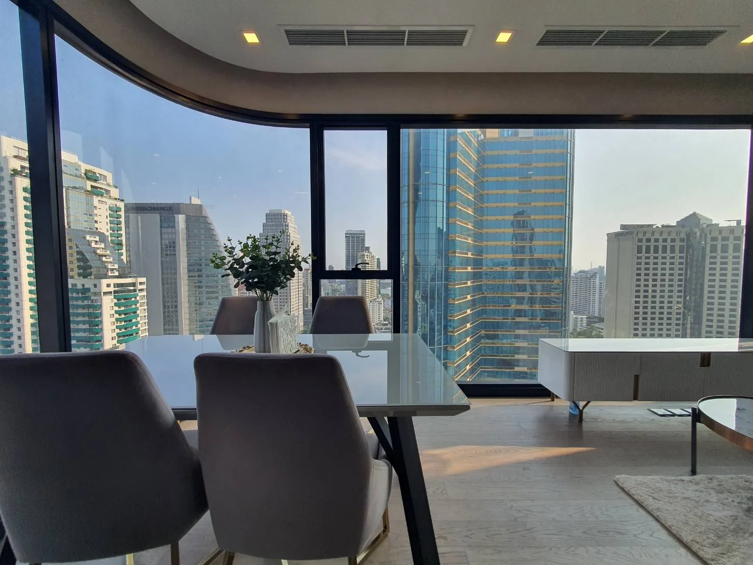 Ashton Asoke — photo 6