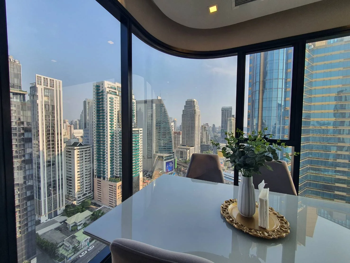 Ashton Asoke — photo 7