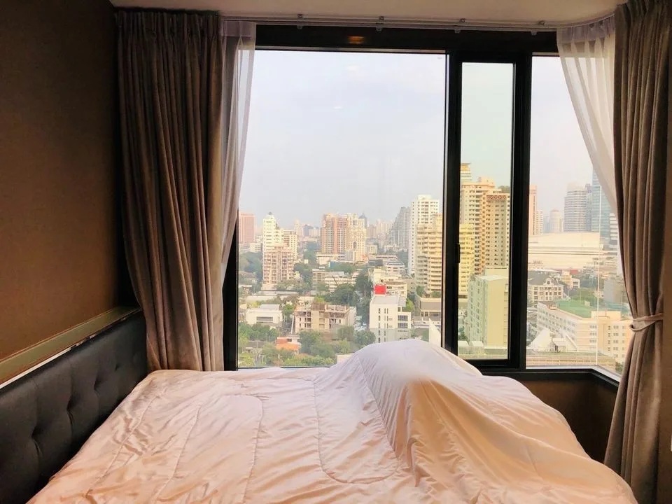 Edge Sukhumvit 23 — photo 3