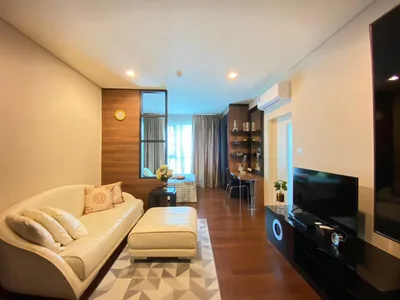 Ivy Thonglor