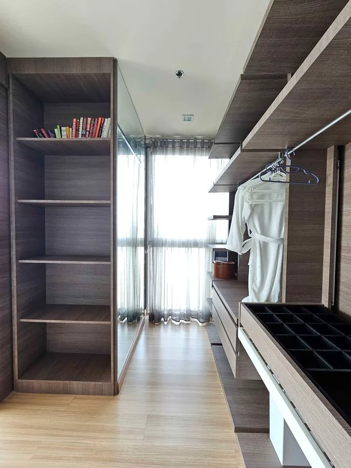 Sky Walk Condominium — photo 7
