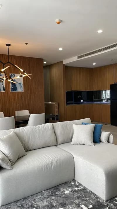Noble Ploenchit