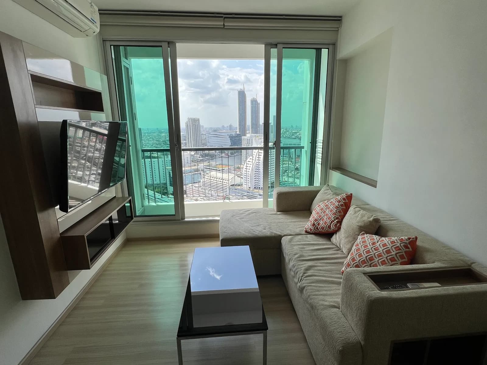 Rhythm Sathorn — photo 1