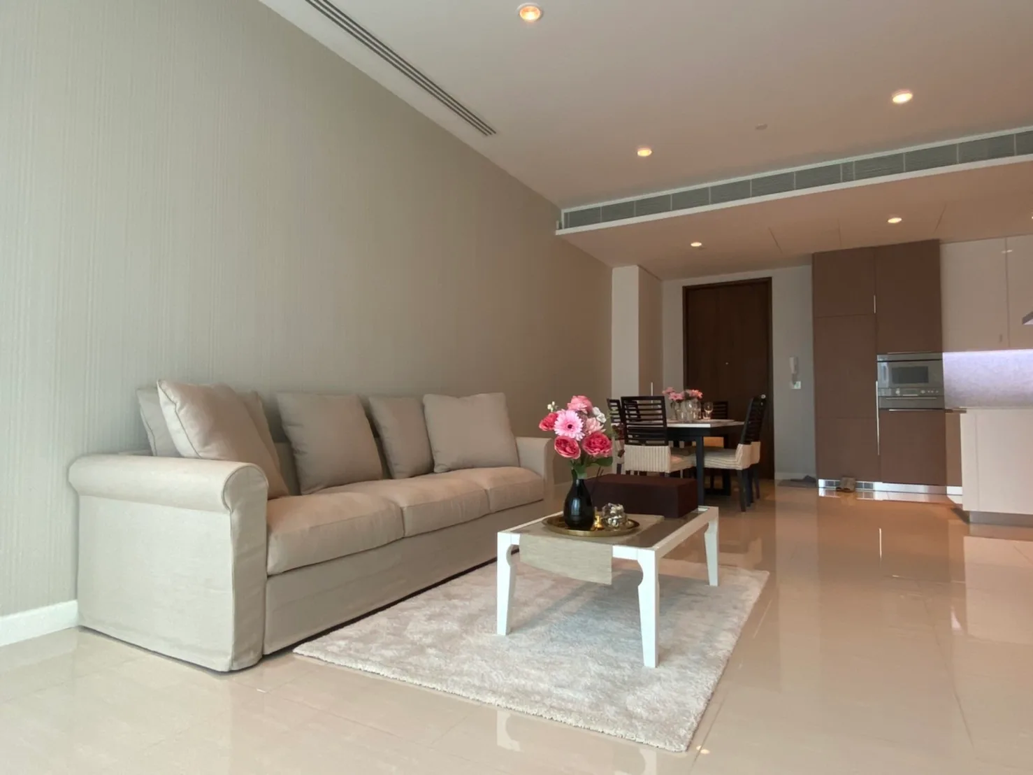 185 Rajadamri — photo 3