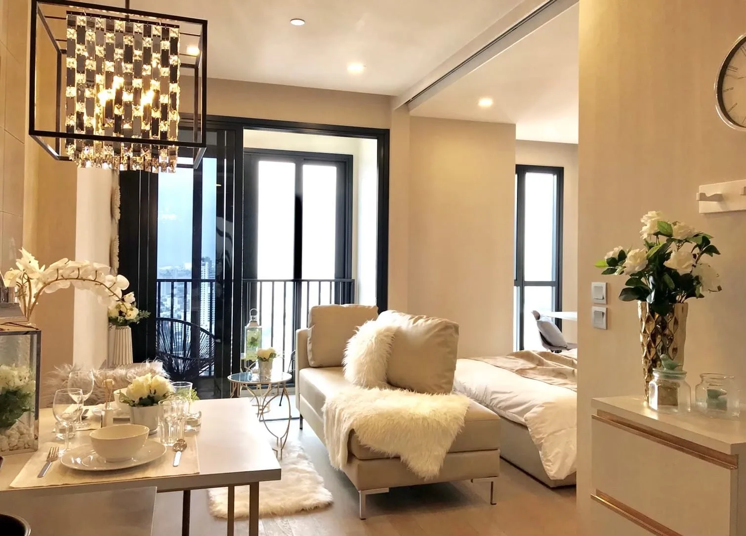 Ashton Asoke — photo 1