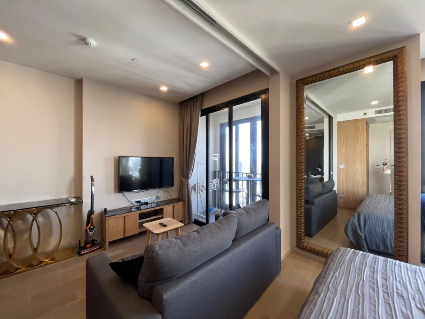 Ashton Asoke — photo 3