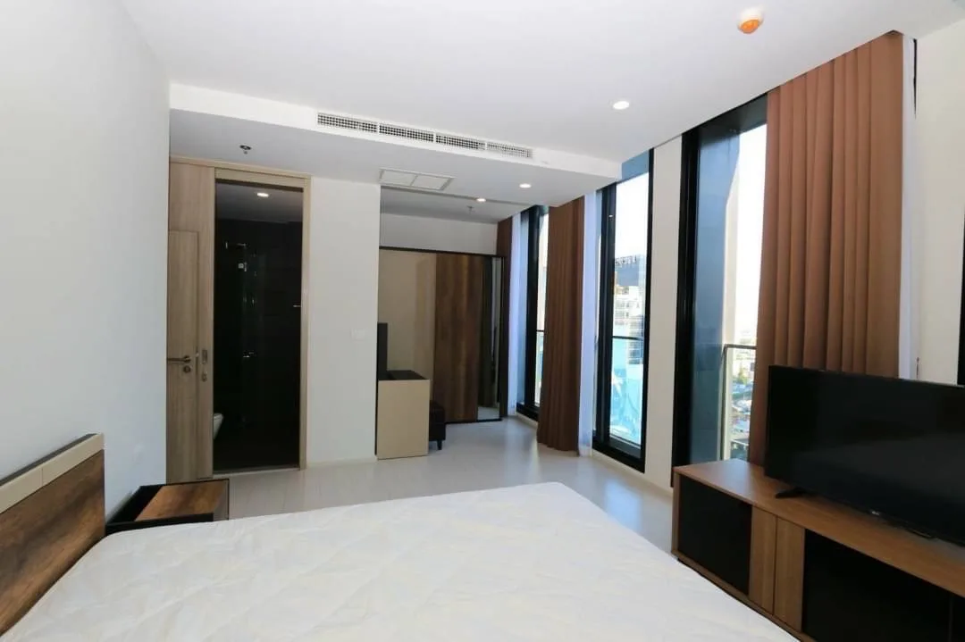 Noble Ploenchit — photo 8