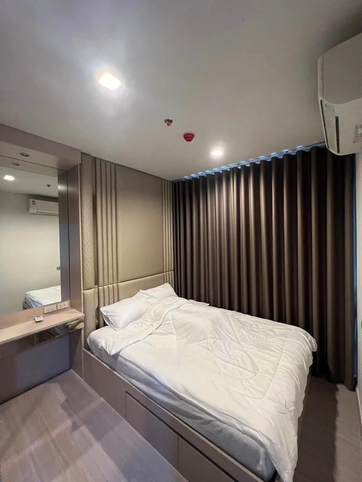 Life Asoke Hype — photo 4
