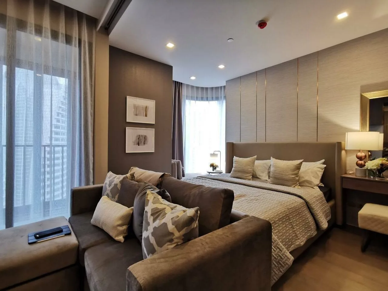 Ashton Asoke — photo 1