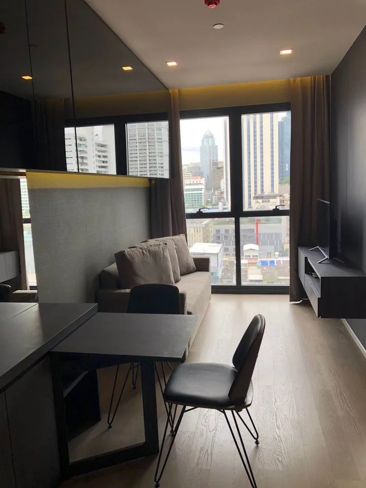 Ashton Asoke — photo 1