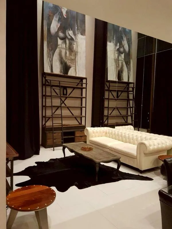 The Emporio Place — photo 2