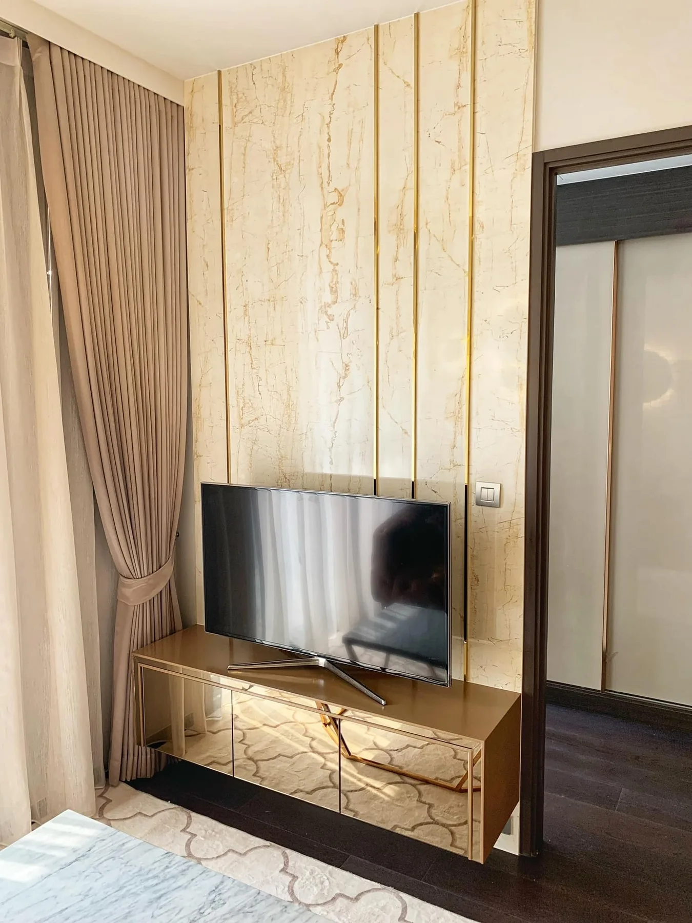 Laviq Sukhumvit 57 — photo 2