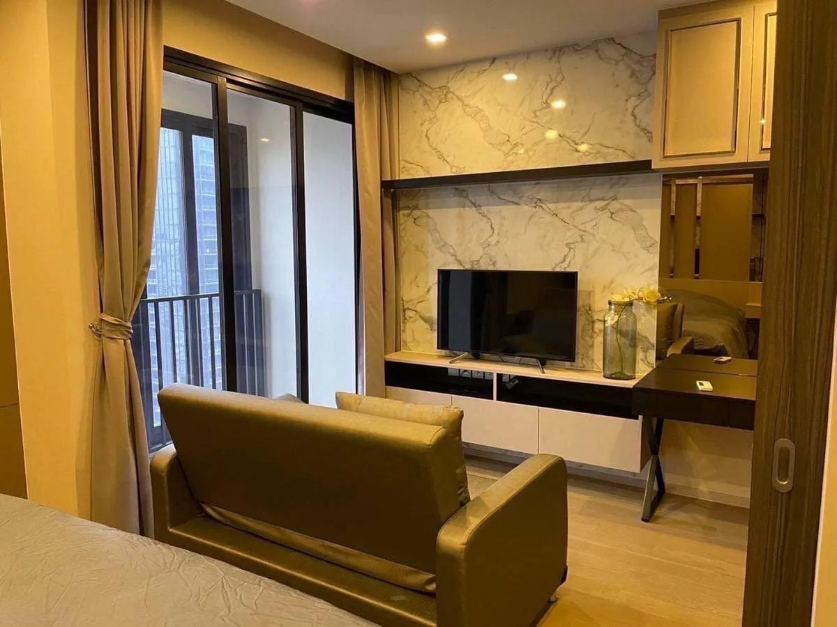 Ashton Asoke — photo 1