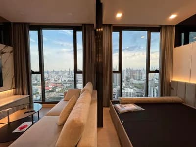 One 9 Five Asoke - Rama 9