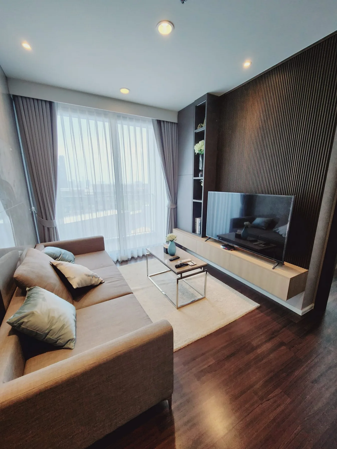 Whizdom Inspire Sukhumvit — photo 1