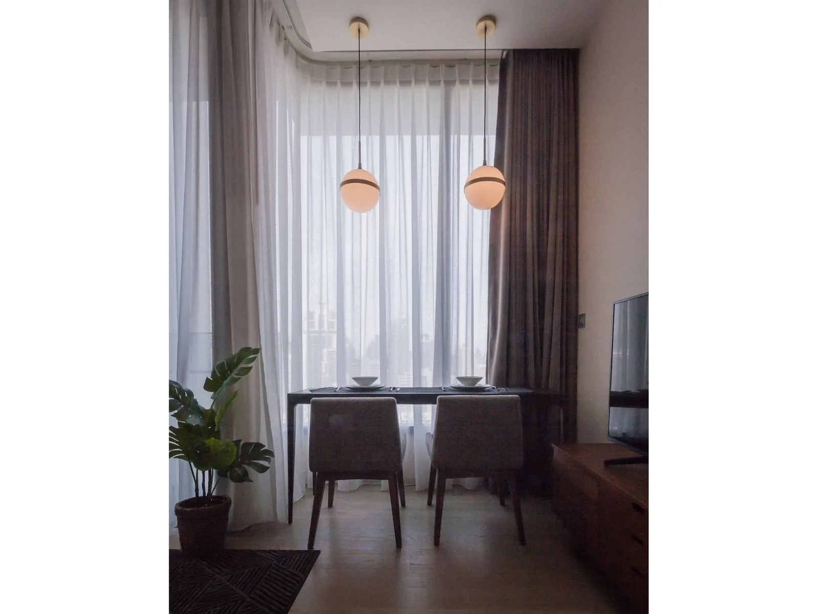 The Esse Asoke — photo 4